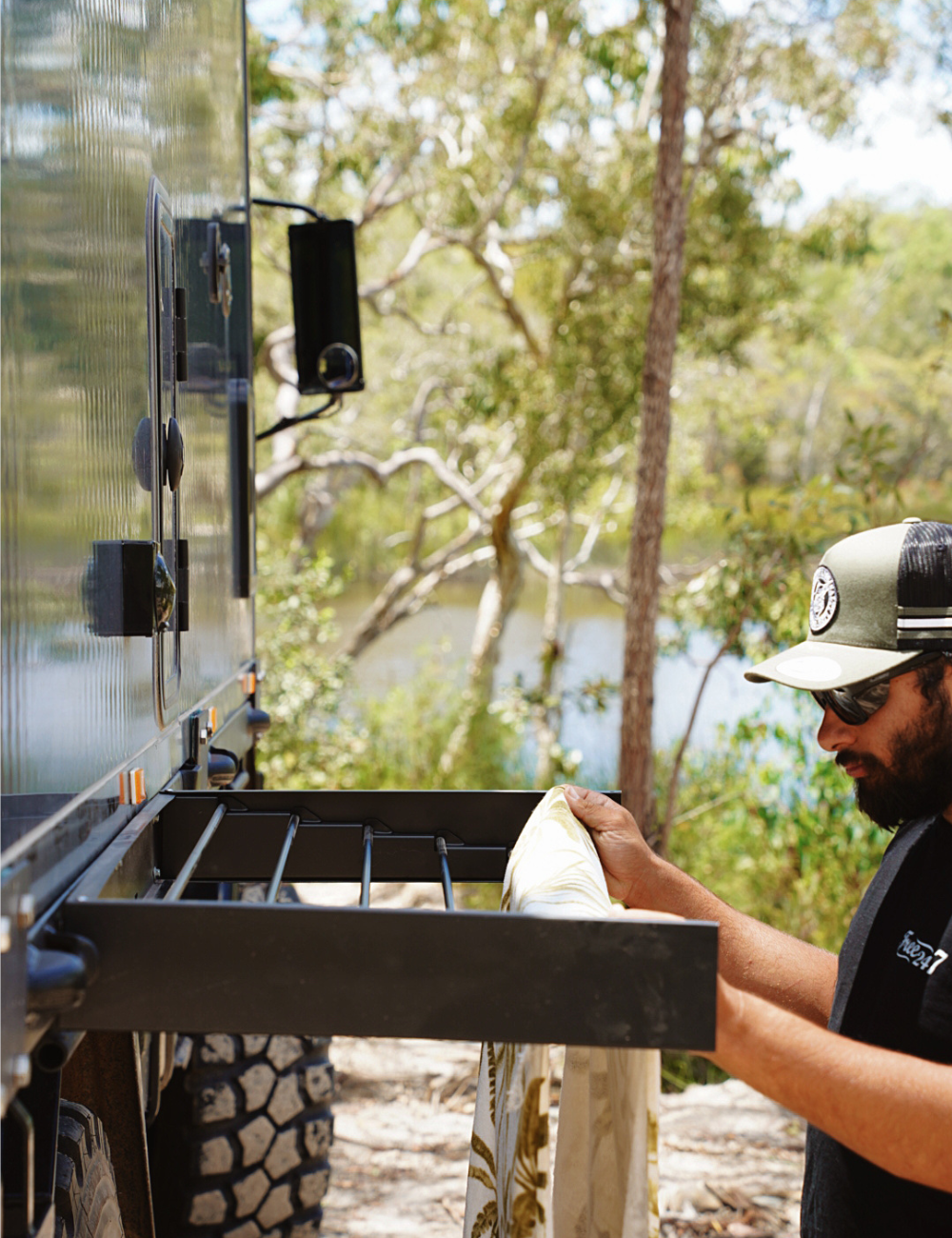 Caravan Wall Mounted Drying Rack - Foldable Indoor and Outdoor